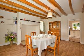 Pet-friendly Cottage in Belsay, No Deposit