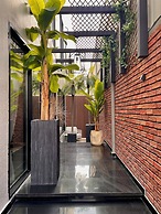 C Living 2