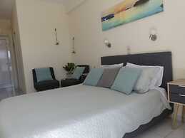 AMZ Apartments