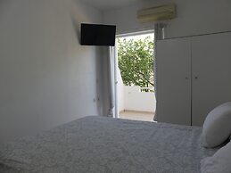 AMZ Apartments