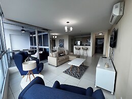 Oceanfront in Coronado Bay