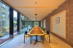 Historic Retreat in Peak District by River Dane
