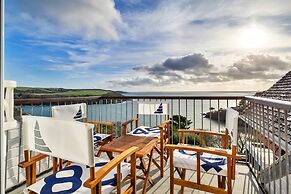 Apartment in Salcombe With Stunning Sea Views