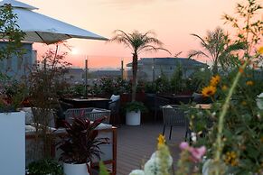 The Purple Horse Hotel