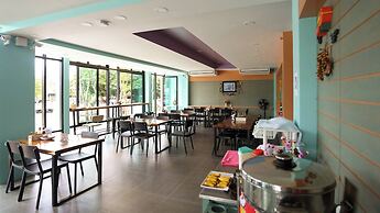 ToffyHome Hotel