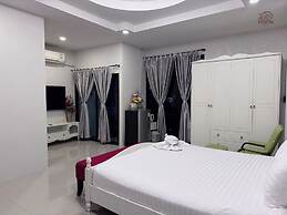 ToffyHome Hotel
