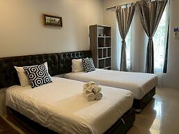 ToffyHome Hotel