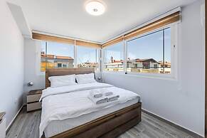Rooftop Apartment With Private Pool