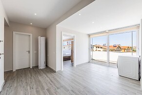 Rooftop Apartment With Private Pool