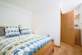 Apartment in Porthleven Near Harbour