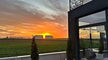 KIMMIY HOTEL