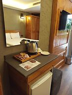 Ber Mai Inci Hotel