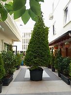 Ber Mai Inci Hotel