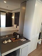 Ber Mai Inci Hotel