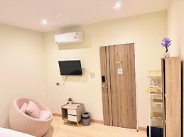 Shizuka House
