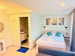 Shizuka House