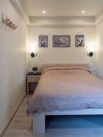 Shizuka House