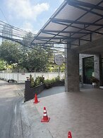 Shizuka House