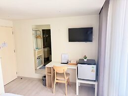 Shizuka House