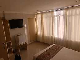 HOTEL PREMIER