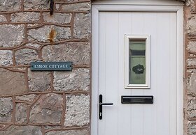 Charming Cottage in Caerway, No Deposit