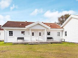 Tranquil Designer Holiday Home in Laeso