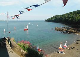 Cottage in Cornwall Near Golden Beaches
