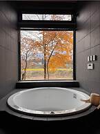 5 Peaks Villa
