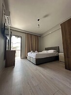 Viyana Otel
