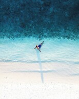 ARIA Beach Ukulhas
