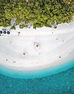 ARIA Beach Ukulhas