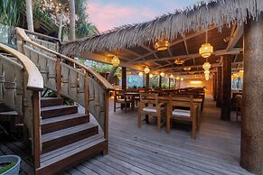 ARIA Beach Ukulhas