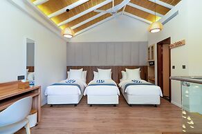 ARIA Beach Ukulhas