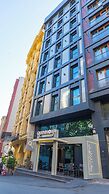 Quinnova Hotel