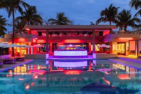 Huajianbo Relangli Hotel