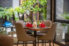 GrandView Hotel & Residence