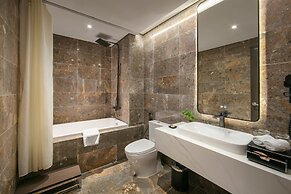 GrandView Hotel & Residence