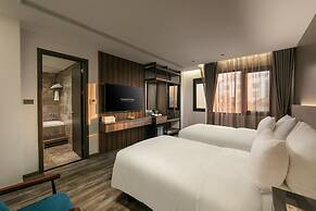 GrandView Hotel & Residence