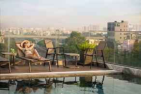 GrandView Hotel & Residence