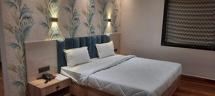 HOTEL SEVENTY SEVEN