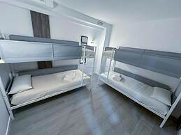 ZUR Boutique Hostel