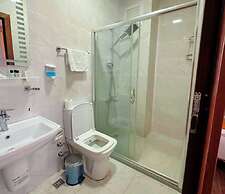 GUR ROYAL HOTEL