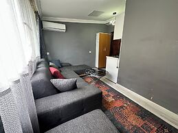 GUR ROYAL HOTEL