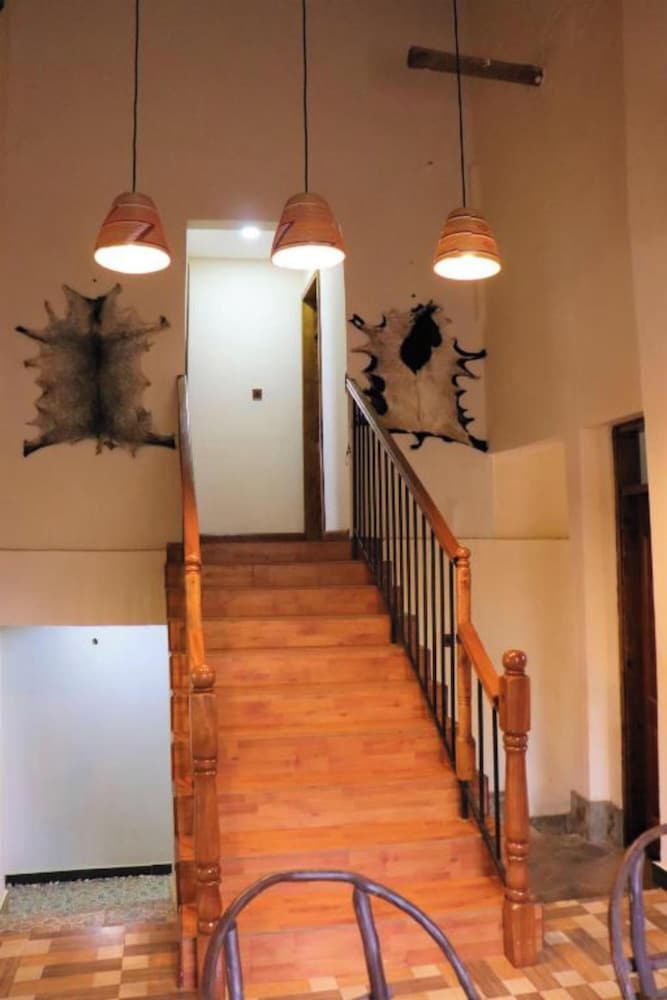 Saba House & Lodges
