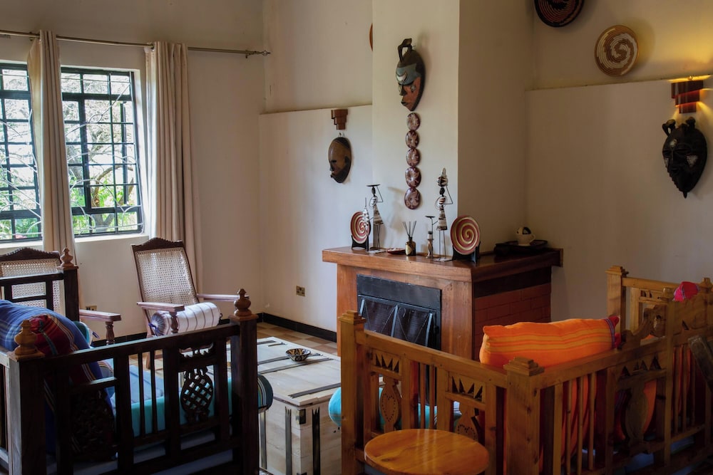 Saba House & Lodges
