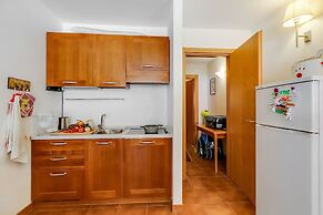 Theo's House