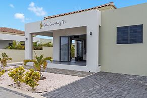 Villa Cuarenta Y Tres at Mambo Beach