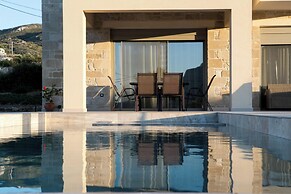 Amfitriti Villa