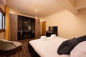 Vesta - Luxury APT - 2BR - Triumph