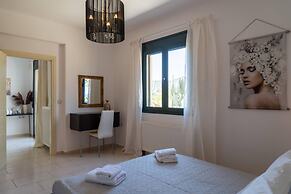 Three Waves Maisonettes Manoussos